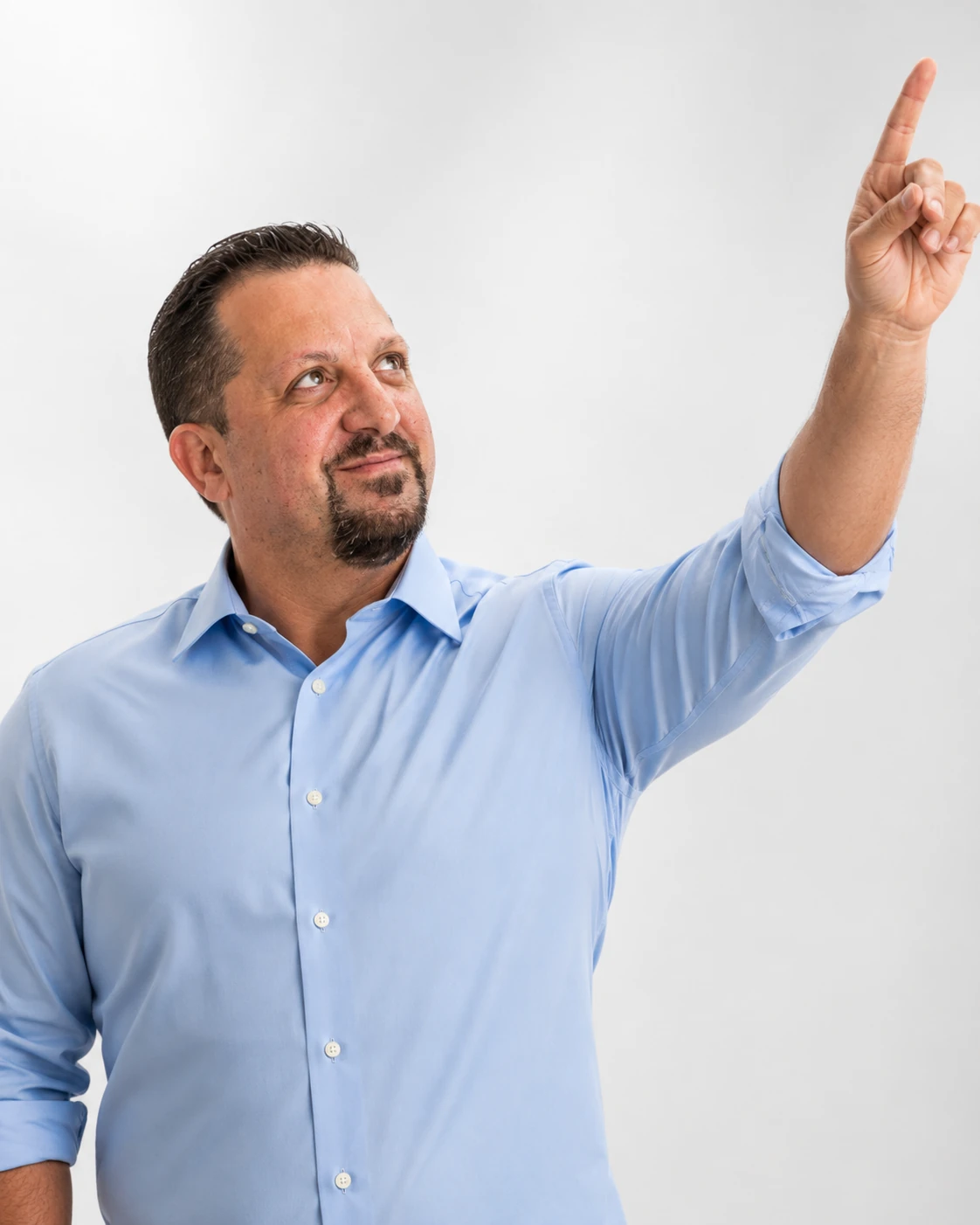 Tony Kurtulan pointing toward the next sales execution step